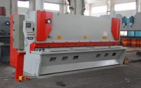 SHEET METAL CUTTING MACHINES